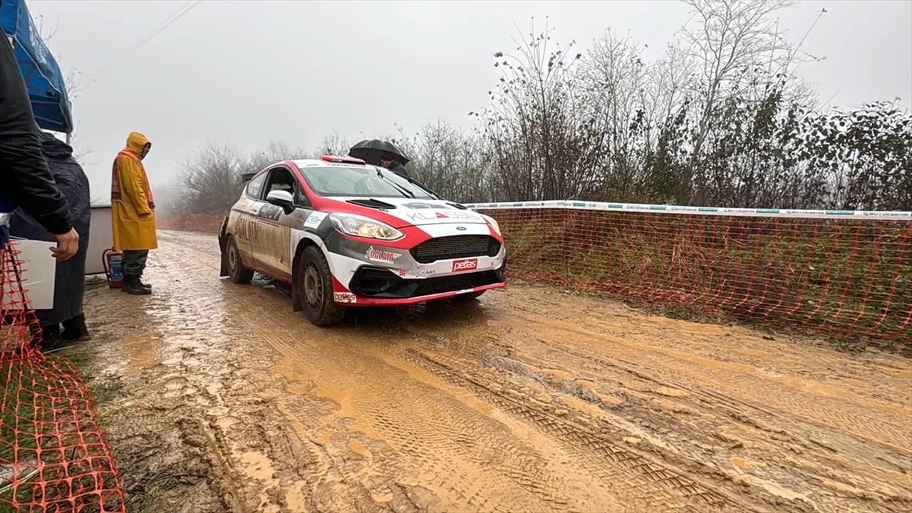 Ali Türkkan Ve Burak Erdener Kocaeli Rallisi’nde Zirveye Çıkarak Birinciliği Aldı