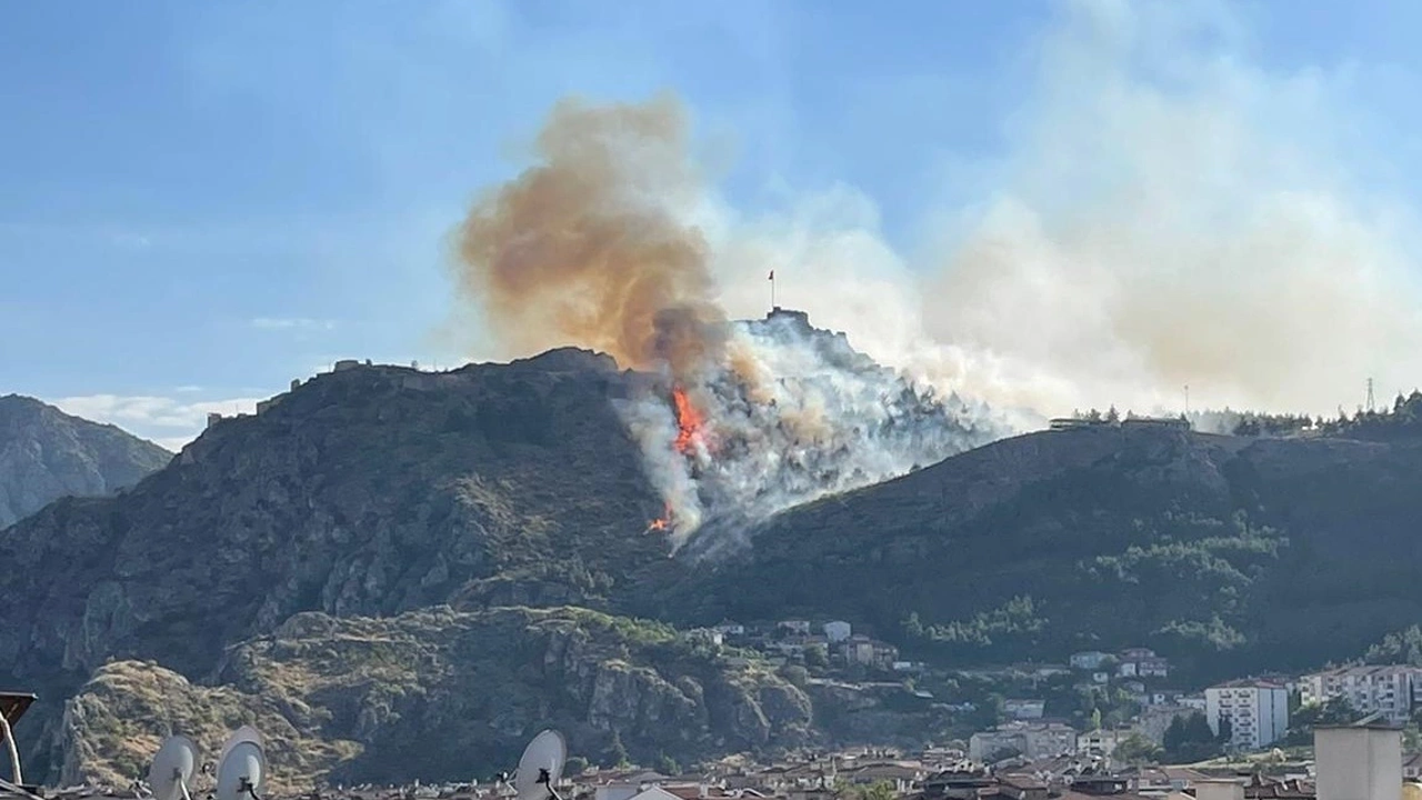 Amasya Kalesi’nde Büyük Yangın