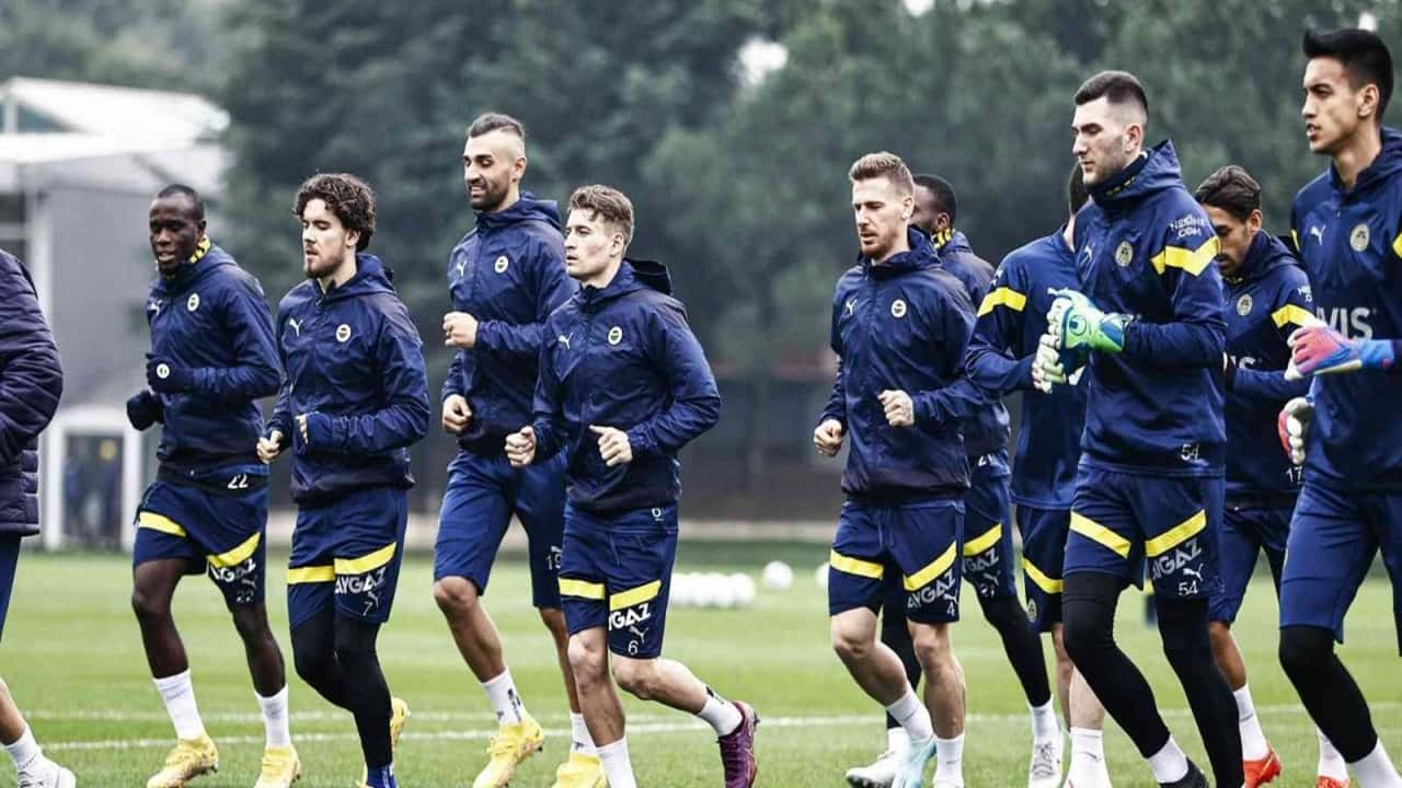 Antalyaspor Karşılaşması Öncesi Fenerbahçe’de Yoğun Hazırlıklar Devam Ediyor