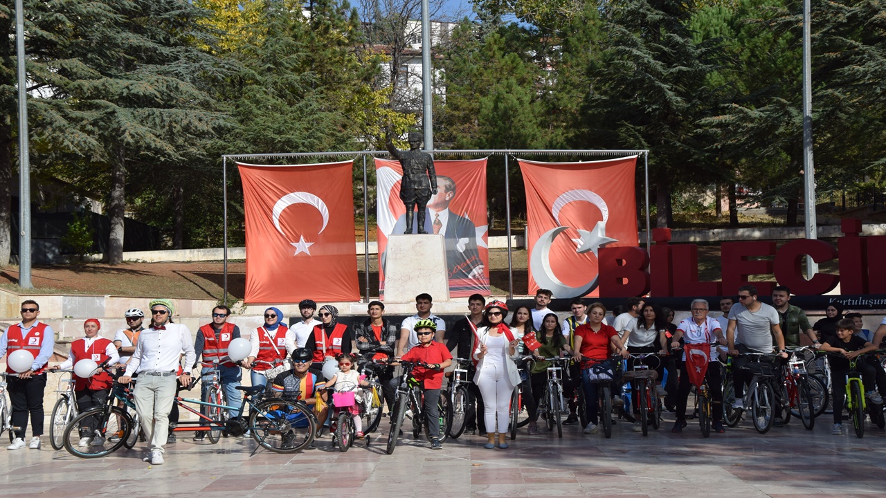 Bilecik’te 100 Bisikletle “100. Yıl Bisiklet Turu” Gerçekleştirildi