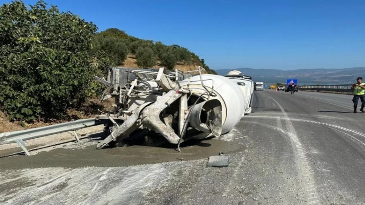 Bursa’da Beton Mikserleri Kaza Yaptı: 1 Ölü, 1 Yaralı