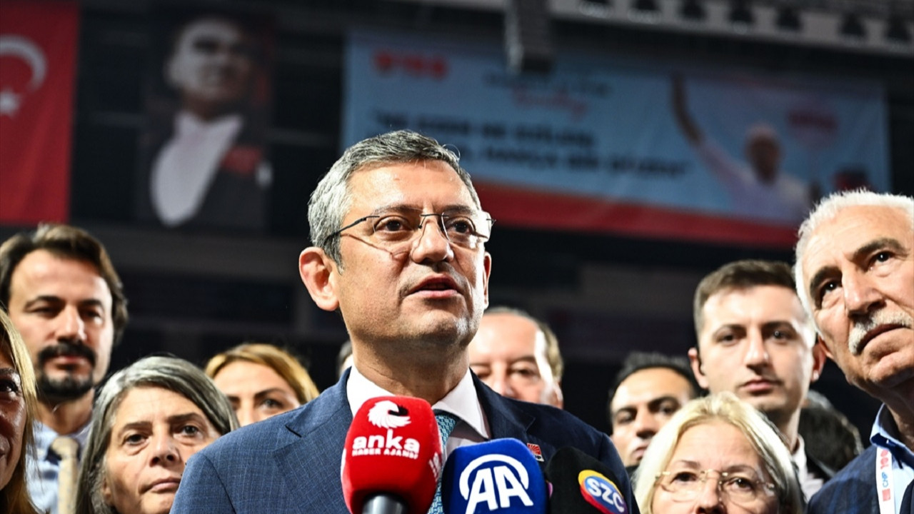 CHP’nin Yeni Lideri Özgür Özel Mazbatasını Aldı!