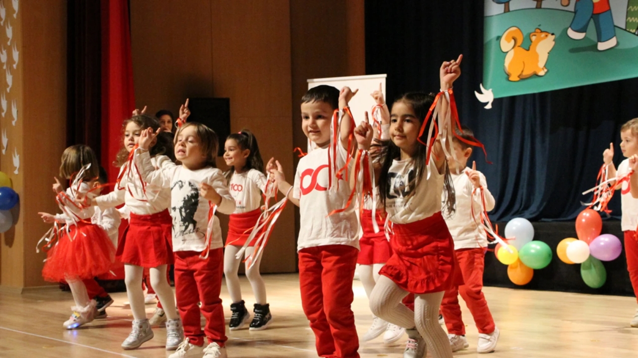 Edirne’de Düzenlenen Etkinlikle “20 Kasım Dünya Çocuk Hakları Günü” Kutlandı