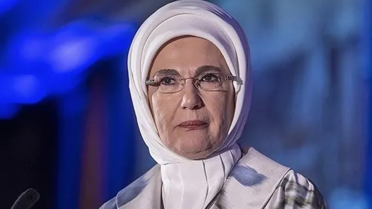 Emine Erdoğan Mevlana Celaleddin-i Rumi’yi Vefatının 750. Yılında Andı