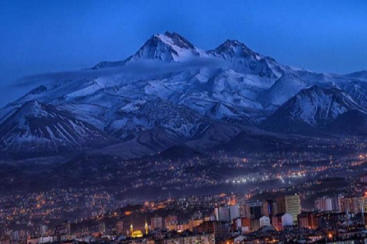 Erciyes Dağı’nda Plaj Voleybolu heyecanı