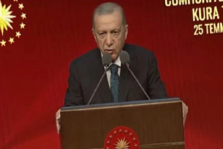 Erdoğan’dan yeni anayasa mesajı! 100. yılda sindiremiyoruz!