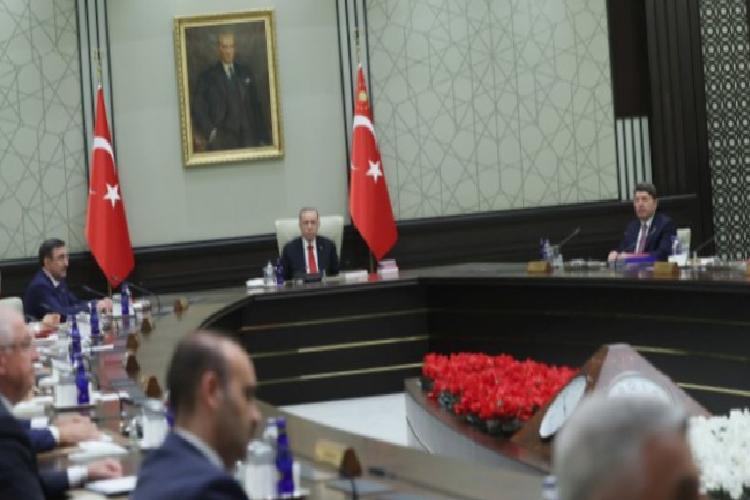 Kabine toplantısı sona erdi… Erdoğan millete seslenecek