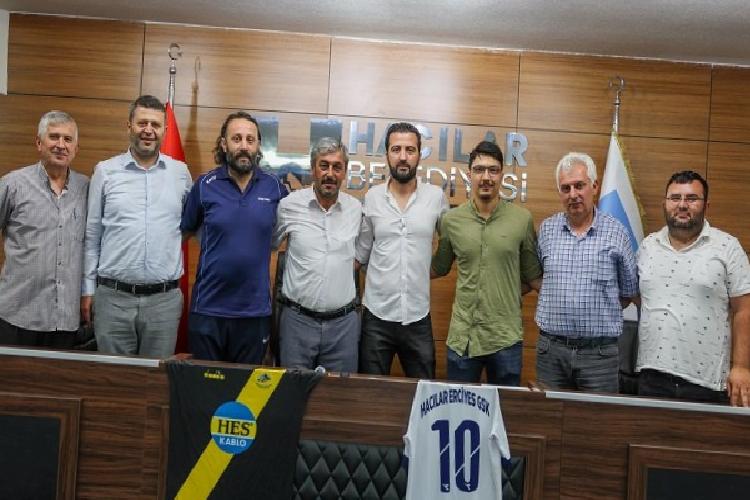 Kayseri Hacılar Erciyesspor’da imzalar atıldı