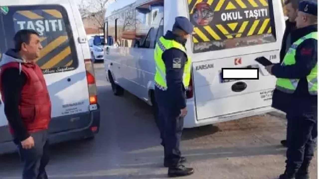 Kırklareli’nde Okul Servislerine Denetim Yapıldı