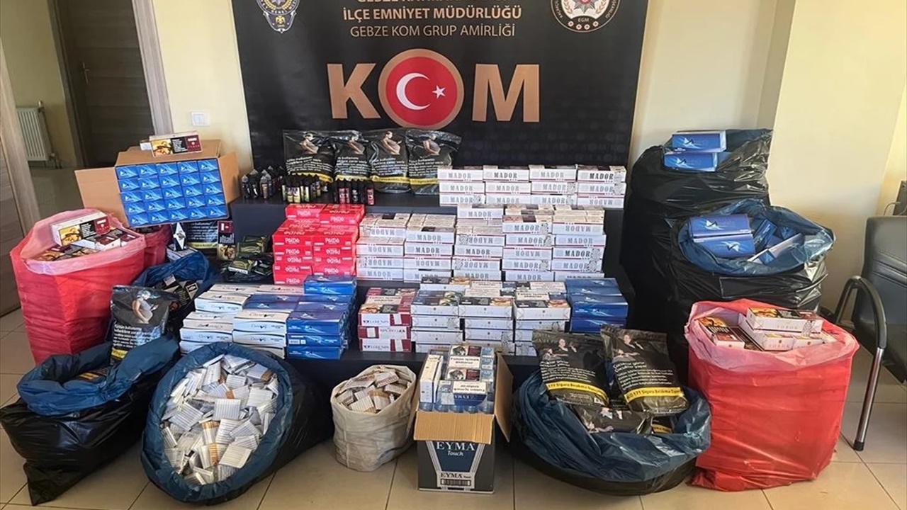 Kocaeli’de Kaçak Tütün ve Makaron Stoğu Ele Geçirildi