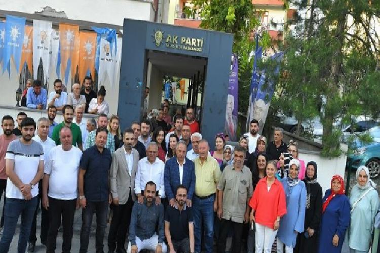 Memduh Büyükkılıç’tan AK Parti Talas’a ziyaret