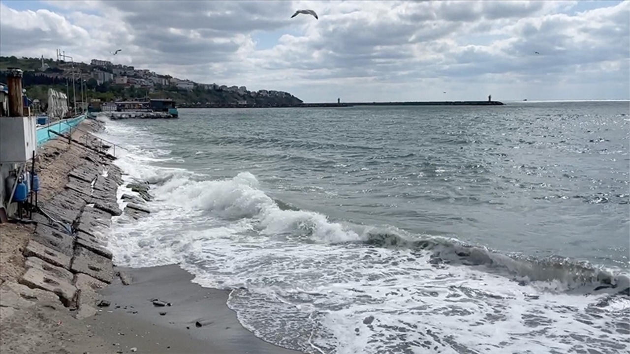 Poyraz Nedeniyle Tekirdağ’da Deniz Ulaşımı Aksıyor