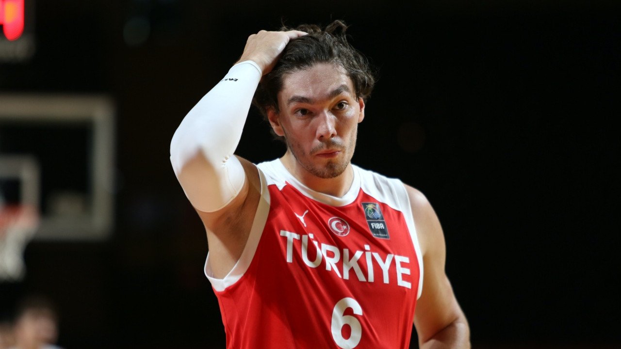 TBF Başkanı Hidayet Türkoğlu’nun Açıklamalarına Cedi Osman’dan Yalanlama Geldi