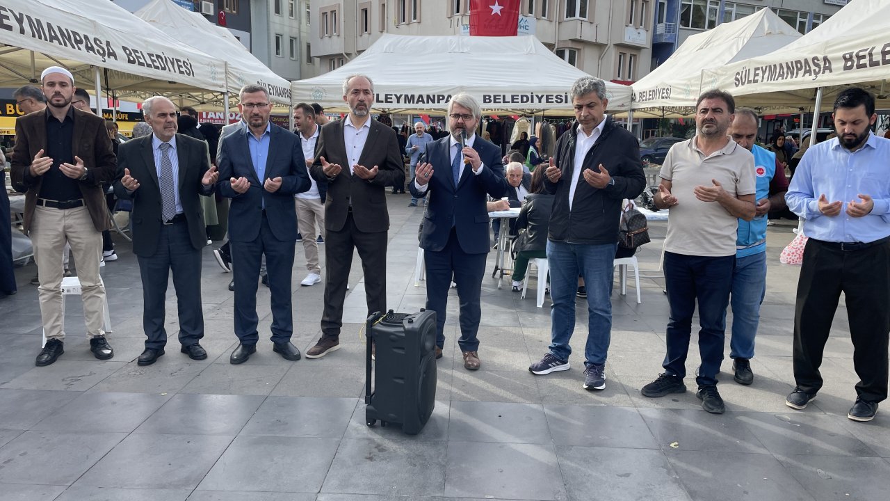 Tekirdağ’da Filistin İçin Kermes Düzenledi