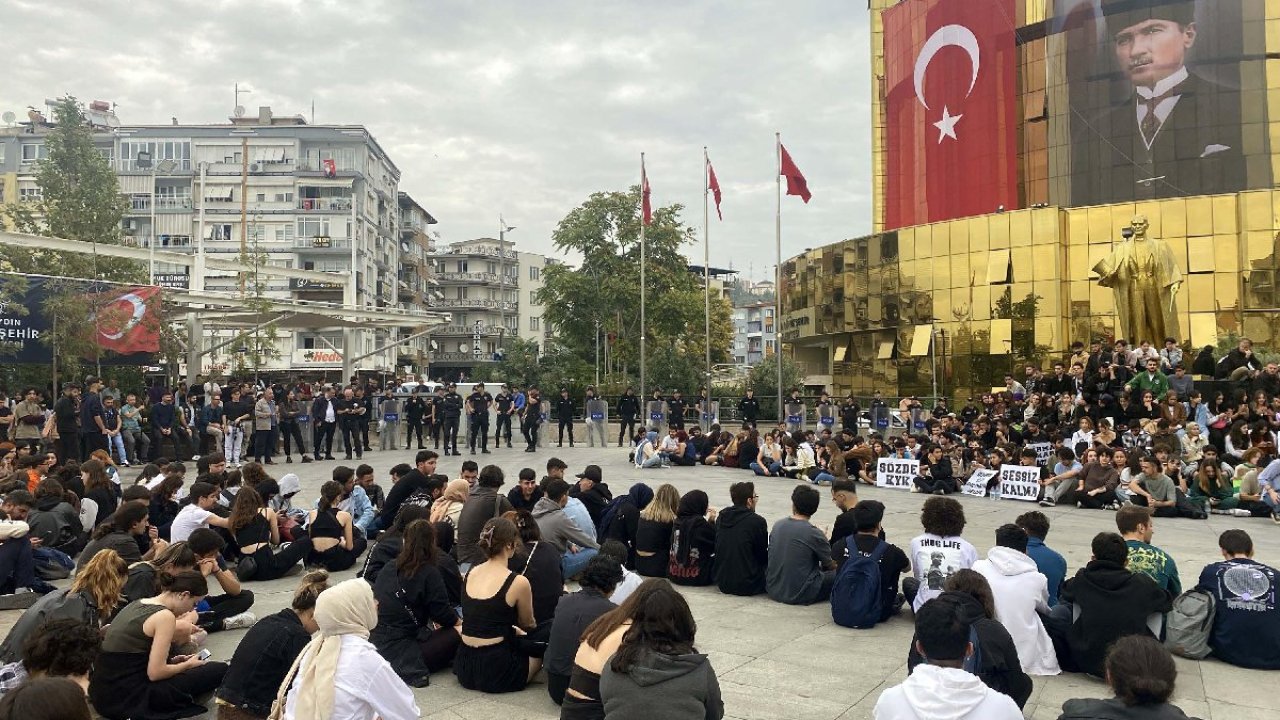 Ülke Genelinde Öğrenciler Ayaklandı: KYK Protestoları Devam Ediyor