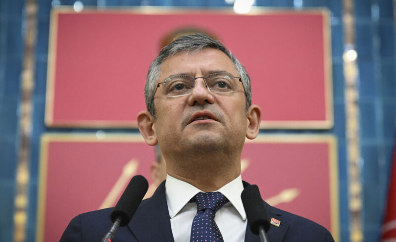 Özgür Özel