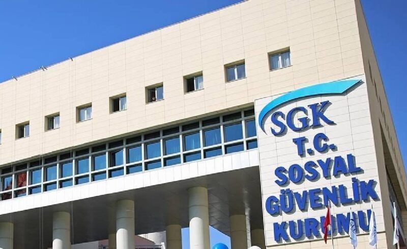 SGK'dan Borcu Olanlara IBAN Uyarısı Geldi