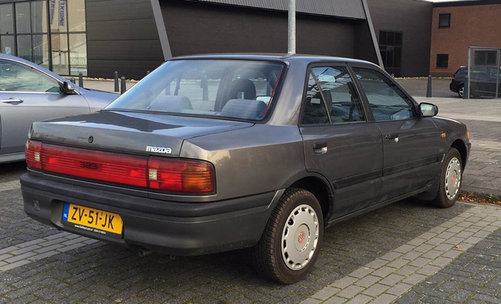 Mazda 323 (1992-1994)