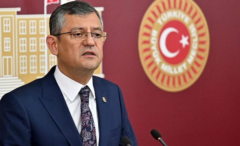 CHP Başkanı Özgür Özel