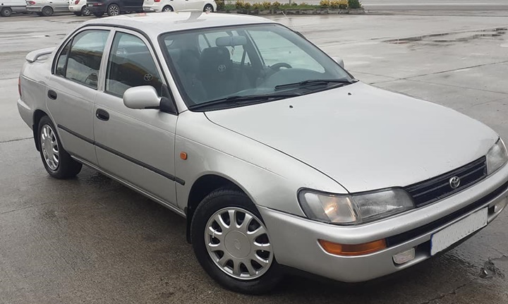 Toyota Corolla (1990-1992)