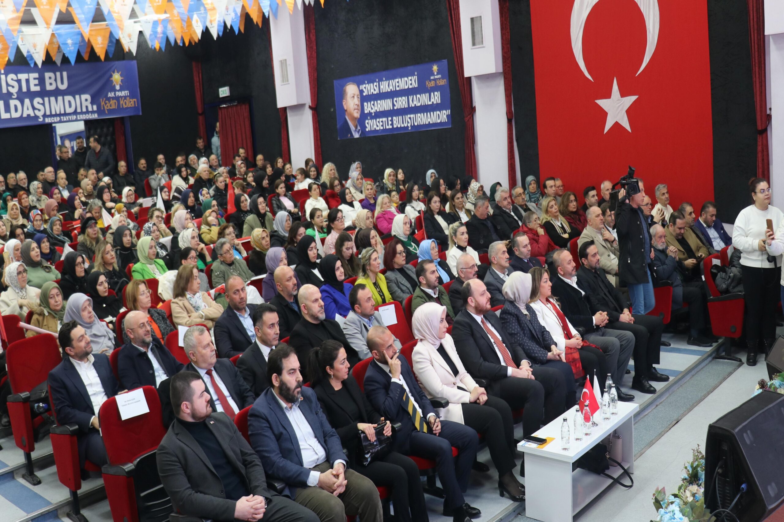 AK Parti Yalova 7. Olağan İl Kadın Kolları Kongresi yapıldı