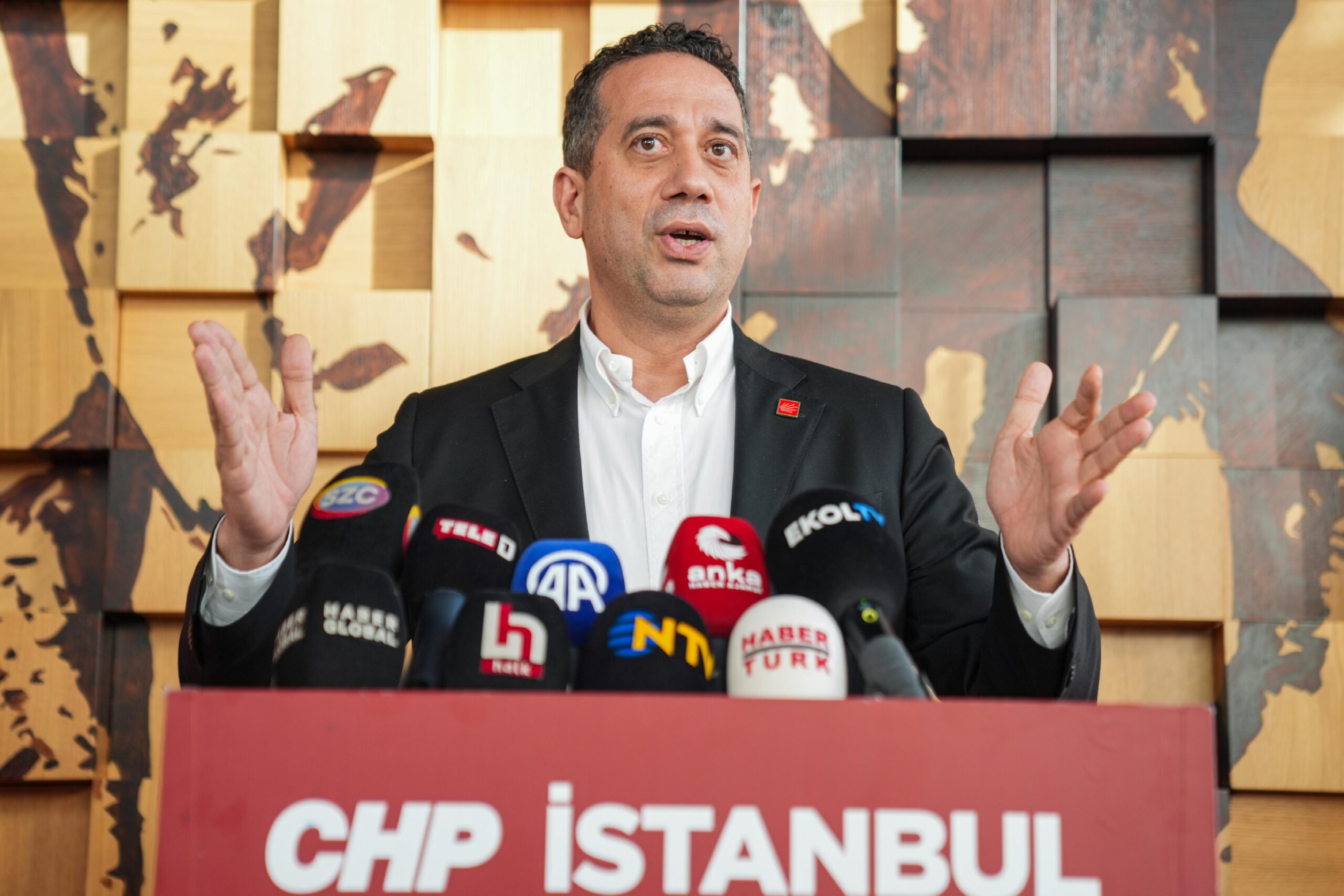 CHP kapalı grup toplantısı İstanbul’da yapıldı