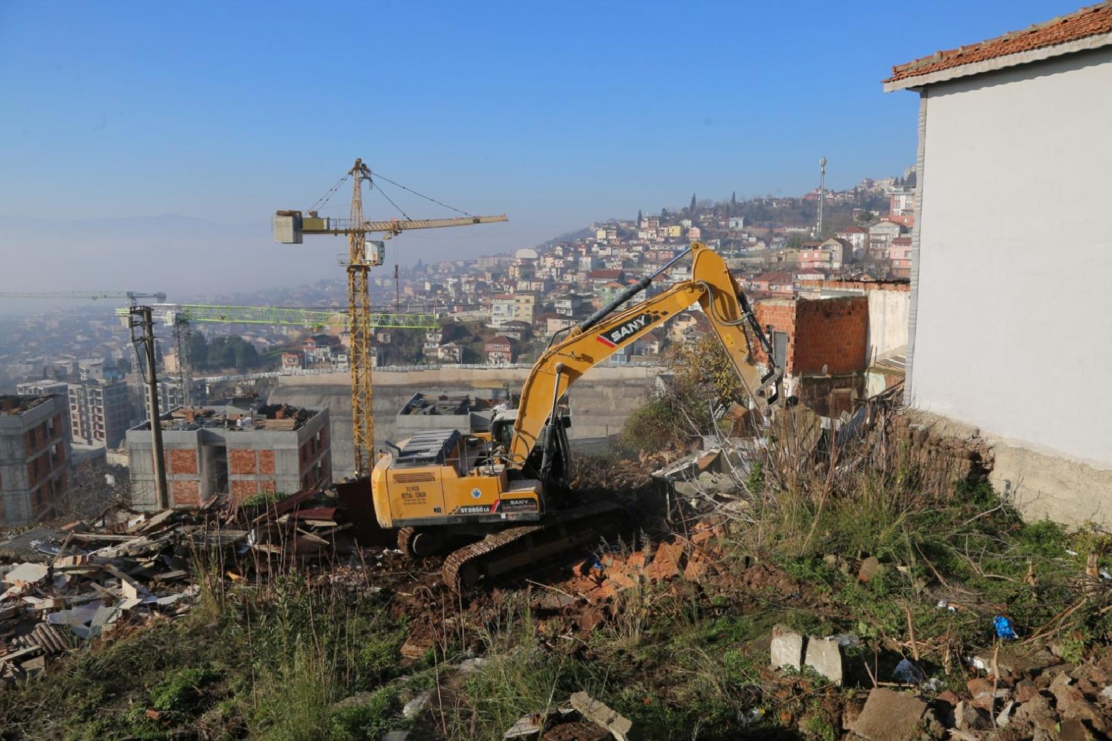 Kocaeli’de Cedit Mahallesi’nde kentsel dönüşüm alanı genişliyor