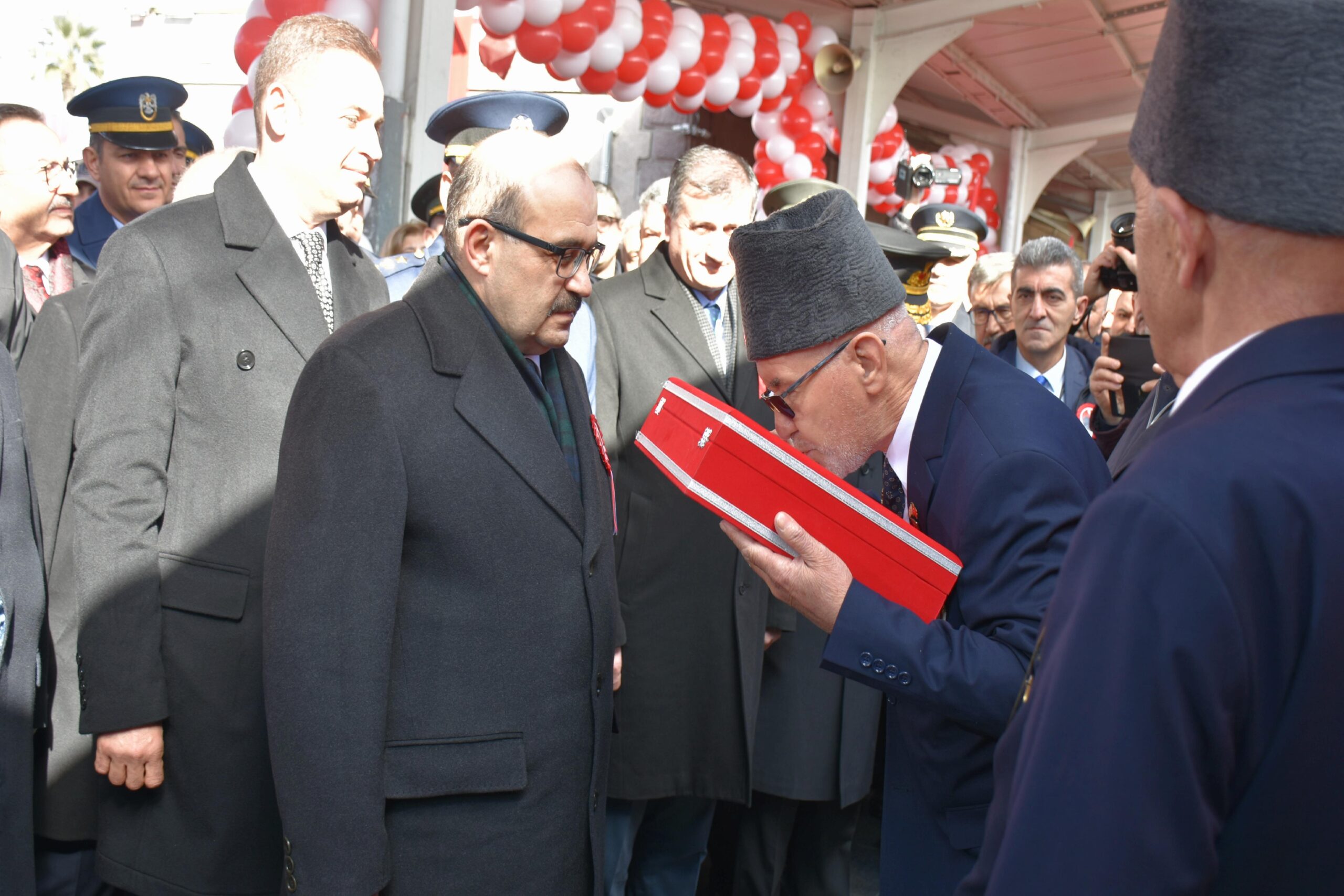 Atatürk’ün Balıkesir’e gelişinin 102. yıl dönümü kutlandı haberi