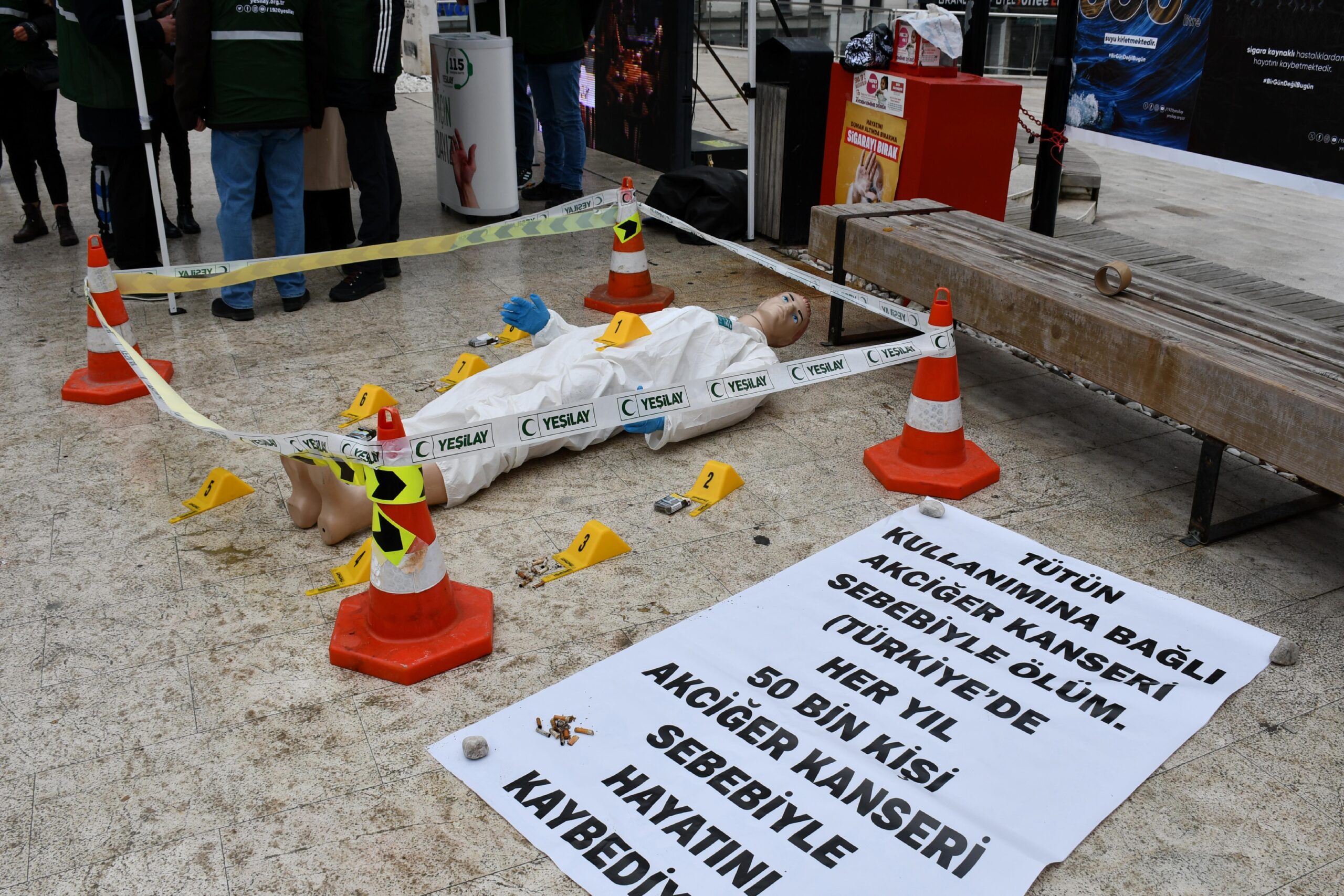 Bilecik’te sigaranın zararları “olay yeri maket” ile canlandırıldı haberi