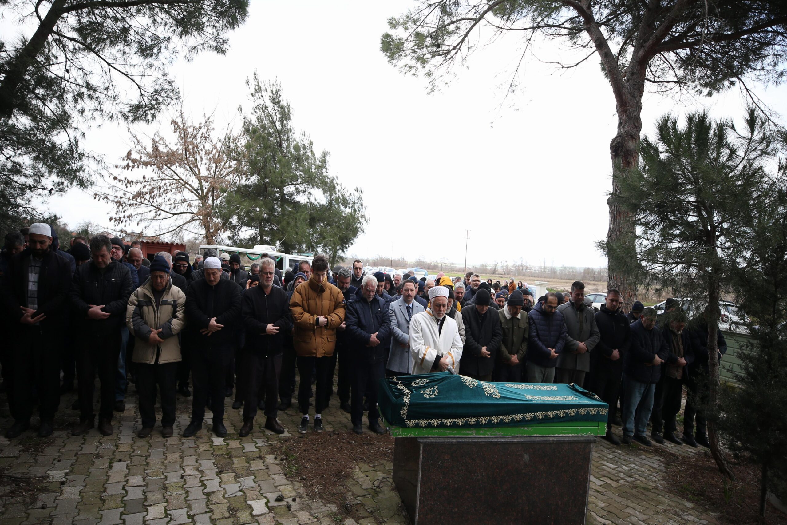 Çanakkale Savaşları kahramanı dedesiyle aynı gün vefat eden torunu defnedildi haberi