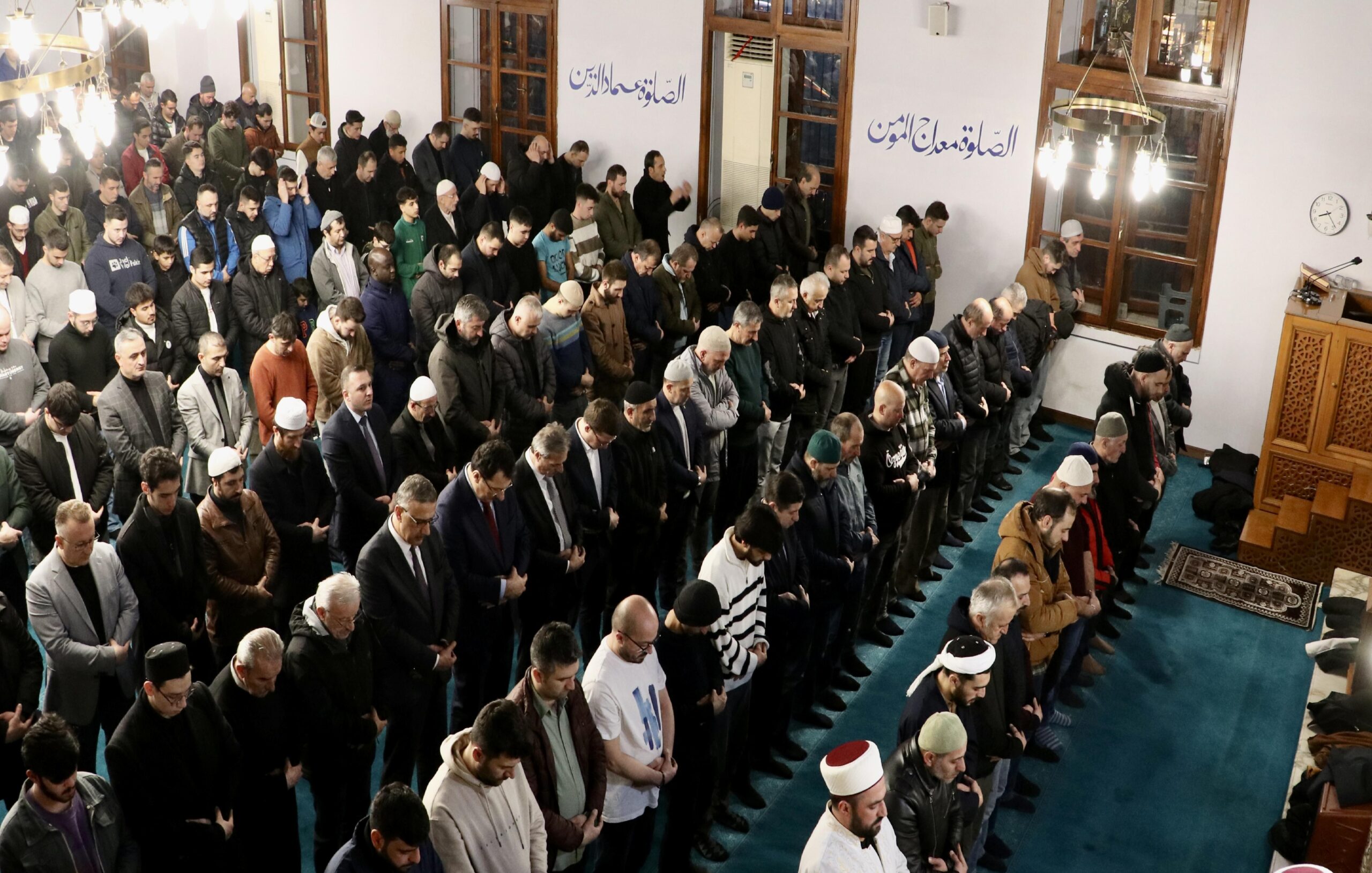 Doğu Marmara ve Batı Karadeniz’de ilk teravih namazı kılındı haberi