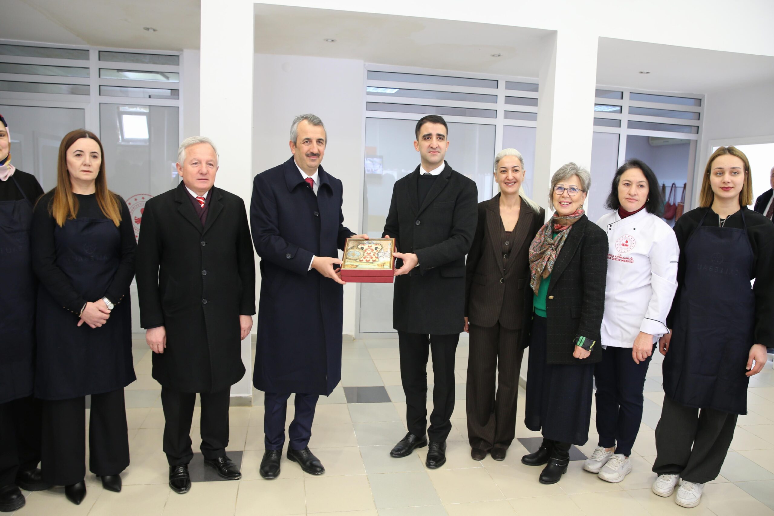 Edirne Valisi Sezer, İpsala’da ziyaretlerde bulundu haberi