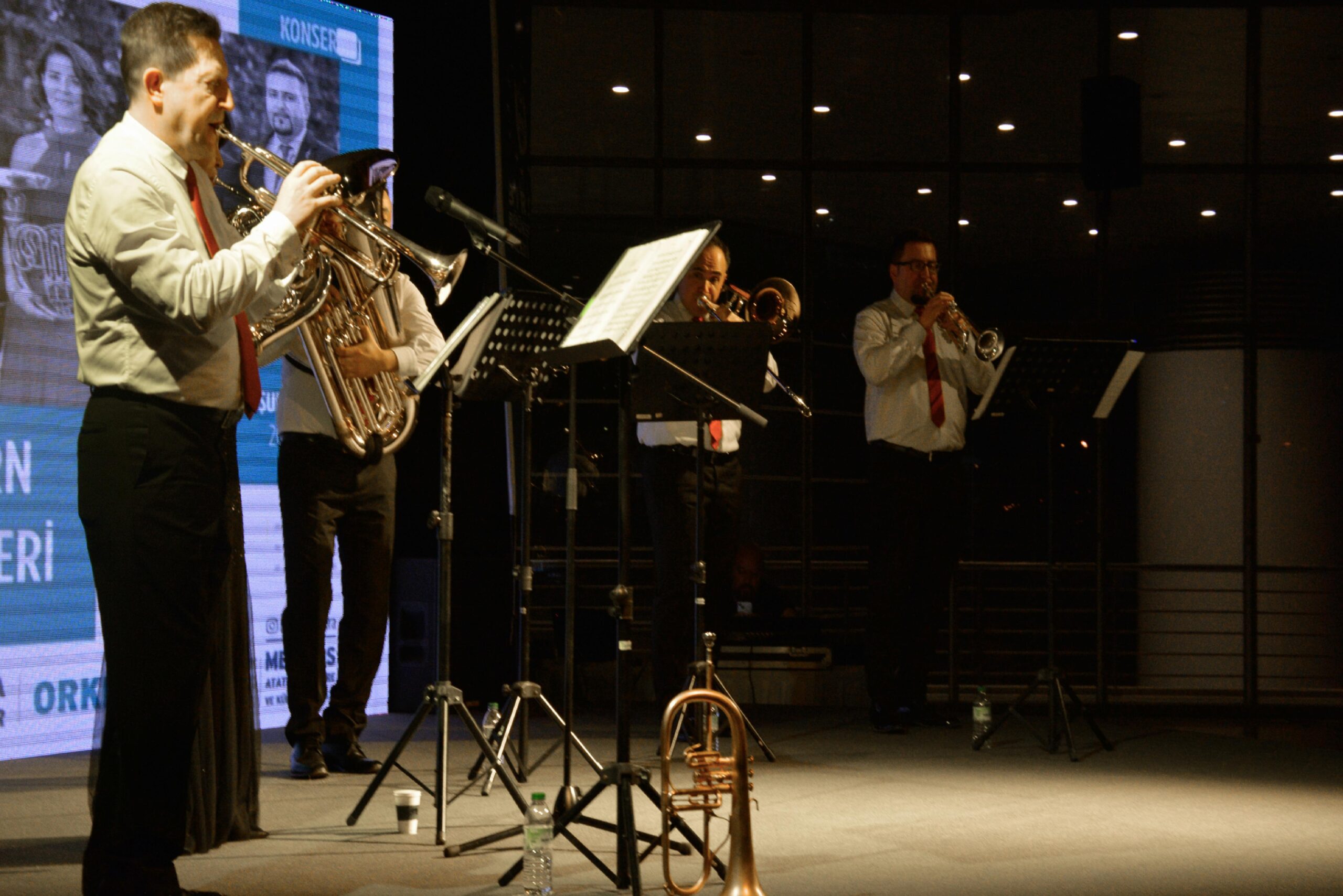 “Golden Horn Brass” grubu Bursa’da konser verdi haberi