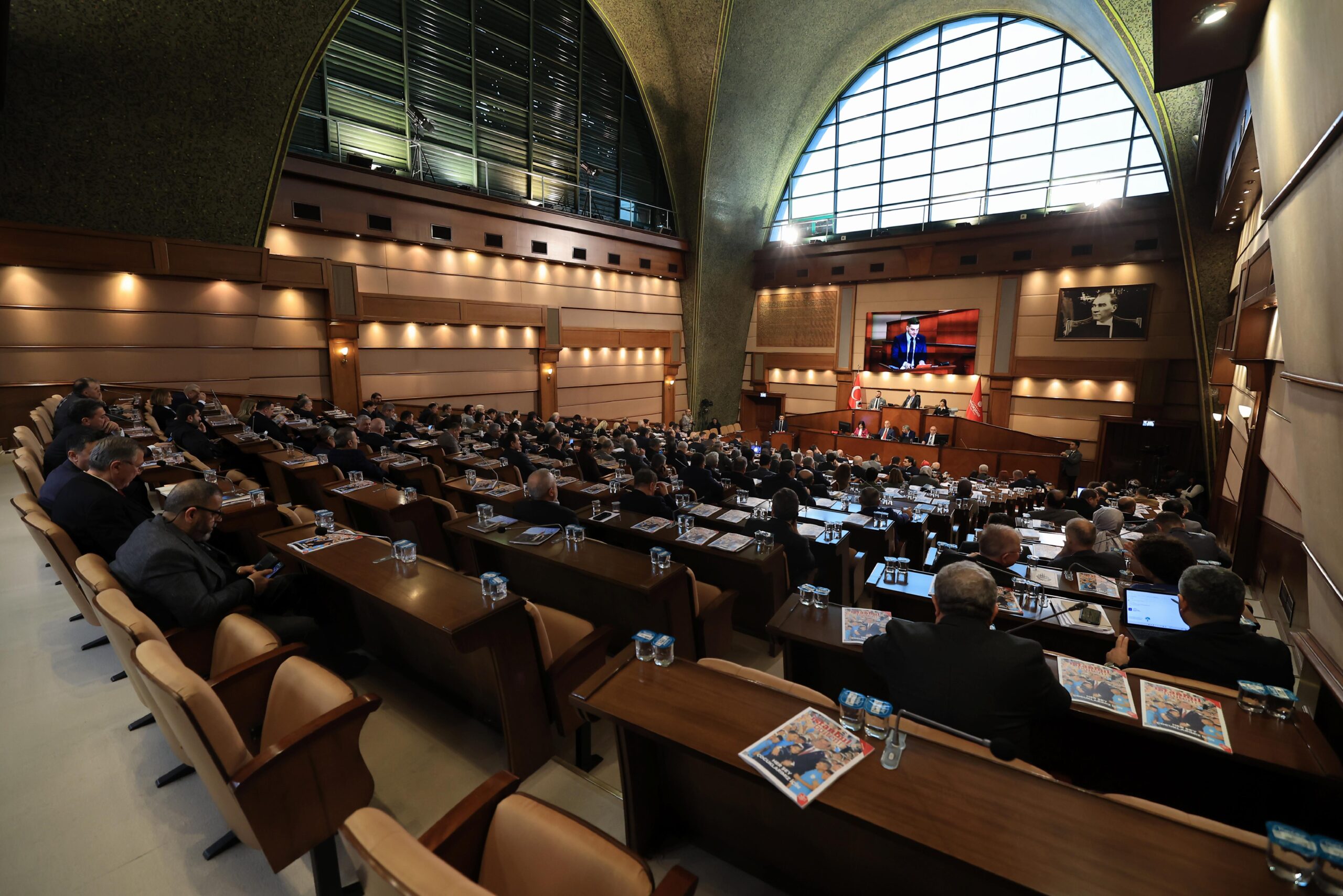 İBB Meclisinde belediyenin bazı taşınmazlarının satışı onaylandı haberi