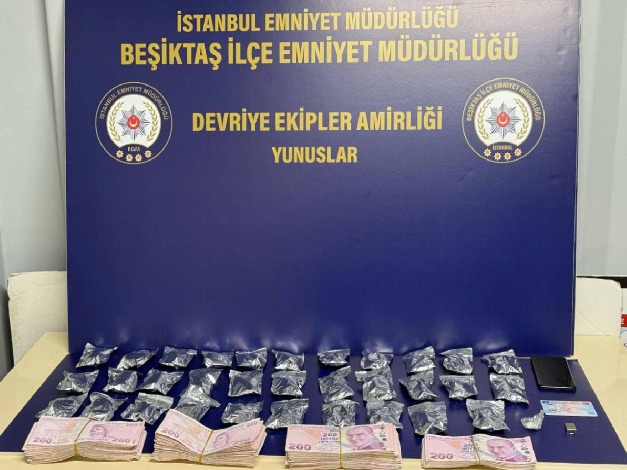 İstanbul’da aracındaki gizli bölmede uyuşturucu ele geçirilen zanlı gözaltına alındı haberi