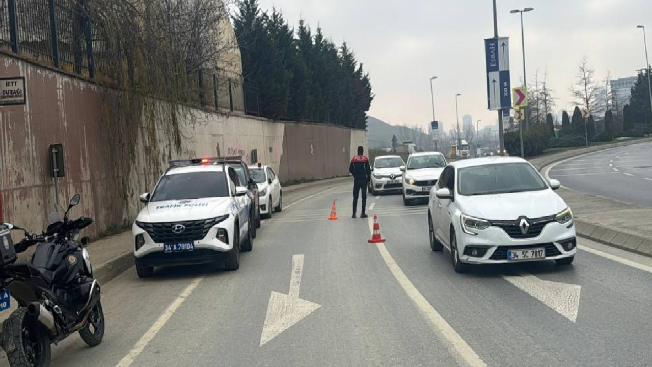 İstanbul’da okul çevrelerinde asayiş uygulaması yapılıyor haberi