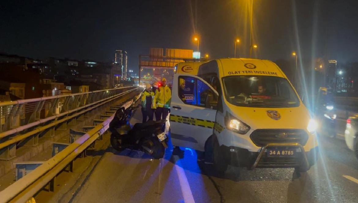 Kağıthane’de 3 motosikletin karıştığı kazada sürücülerden biri hayatını kaybetti haberi