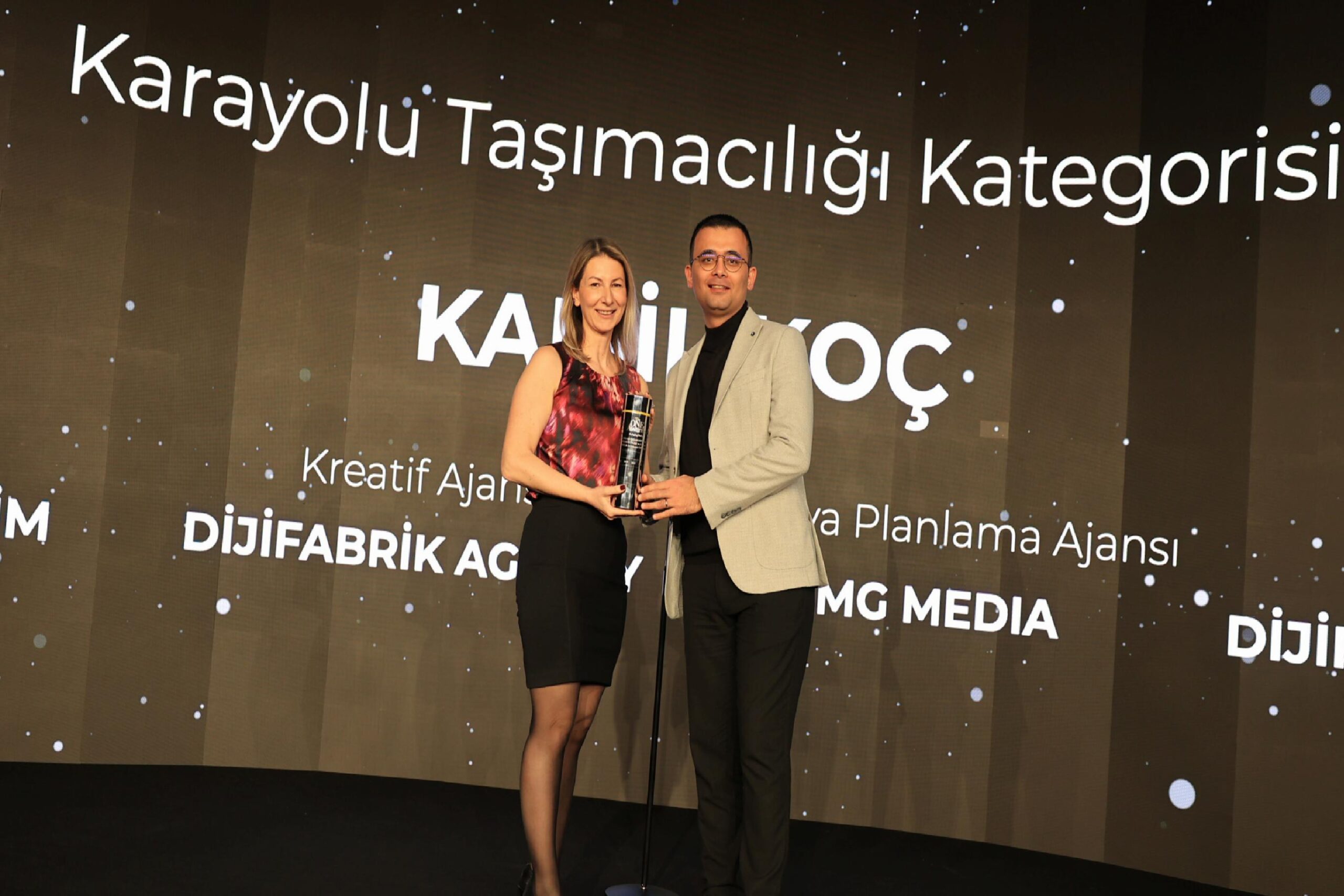 Kamil Koç, The ONE Awards’ta art arda 4. kez yılın en itibarlısı seçildi haberi