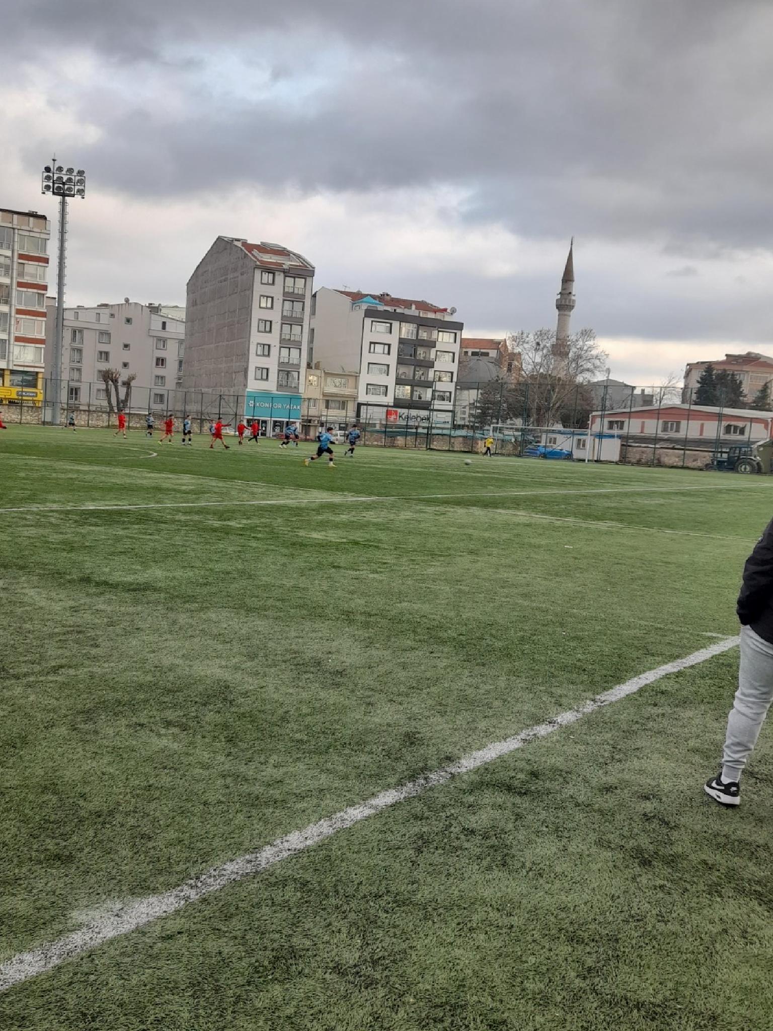 Kırklareli’nde komşu iki ülke sporcuları dostluk maçı yaptı haberi