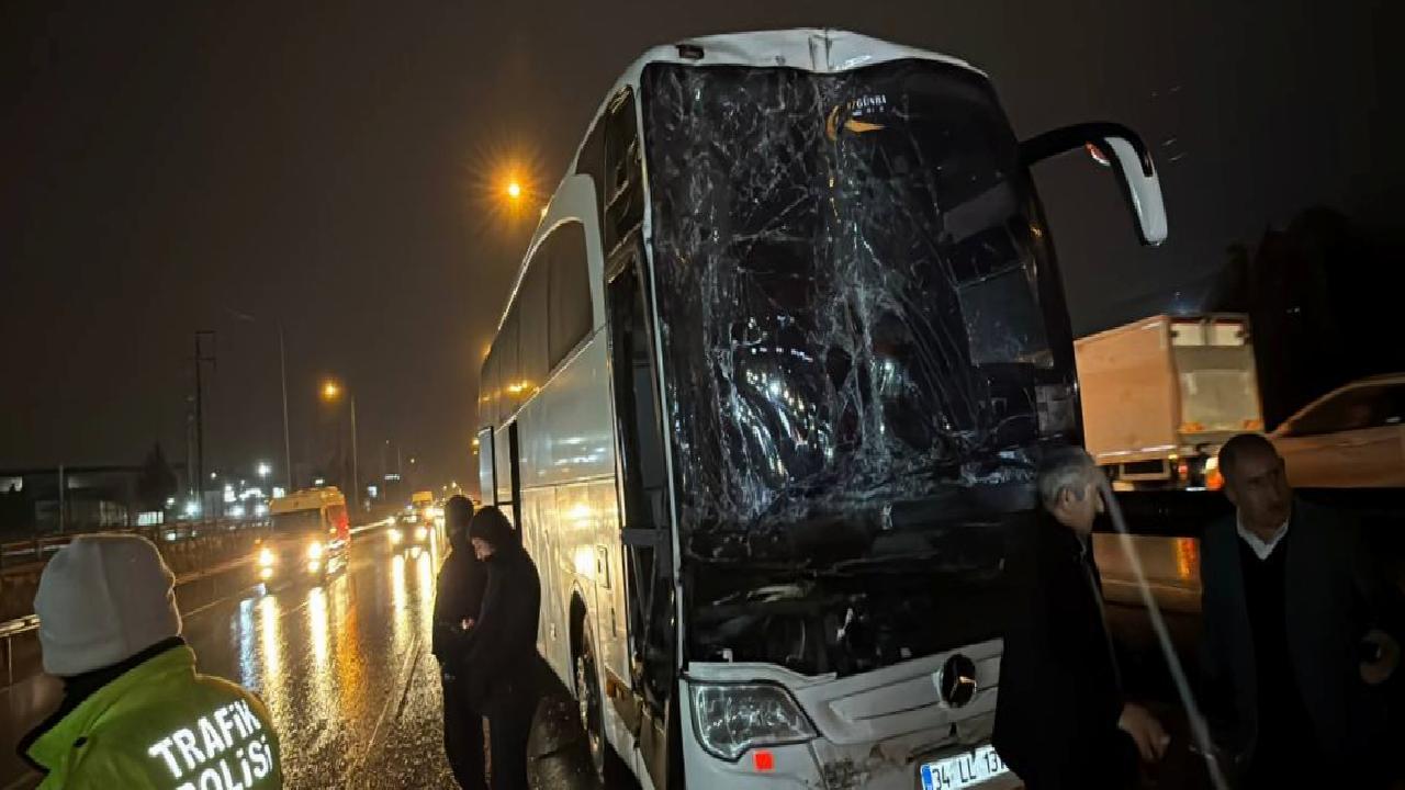 Kocaeli’de iki trafik kazasında 3 kişi yaralandı haberi