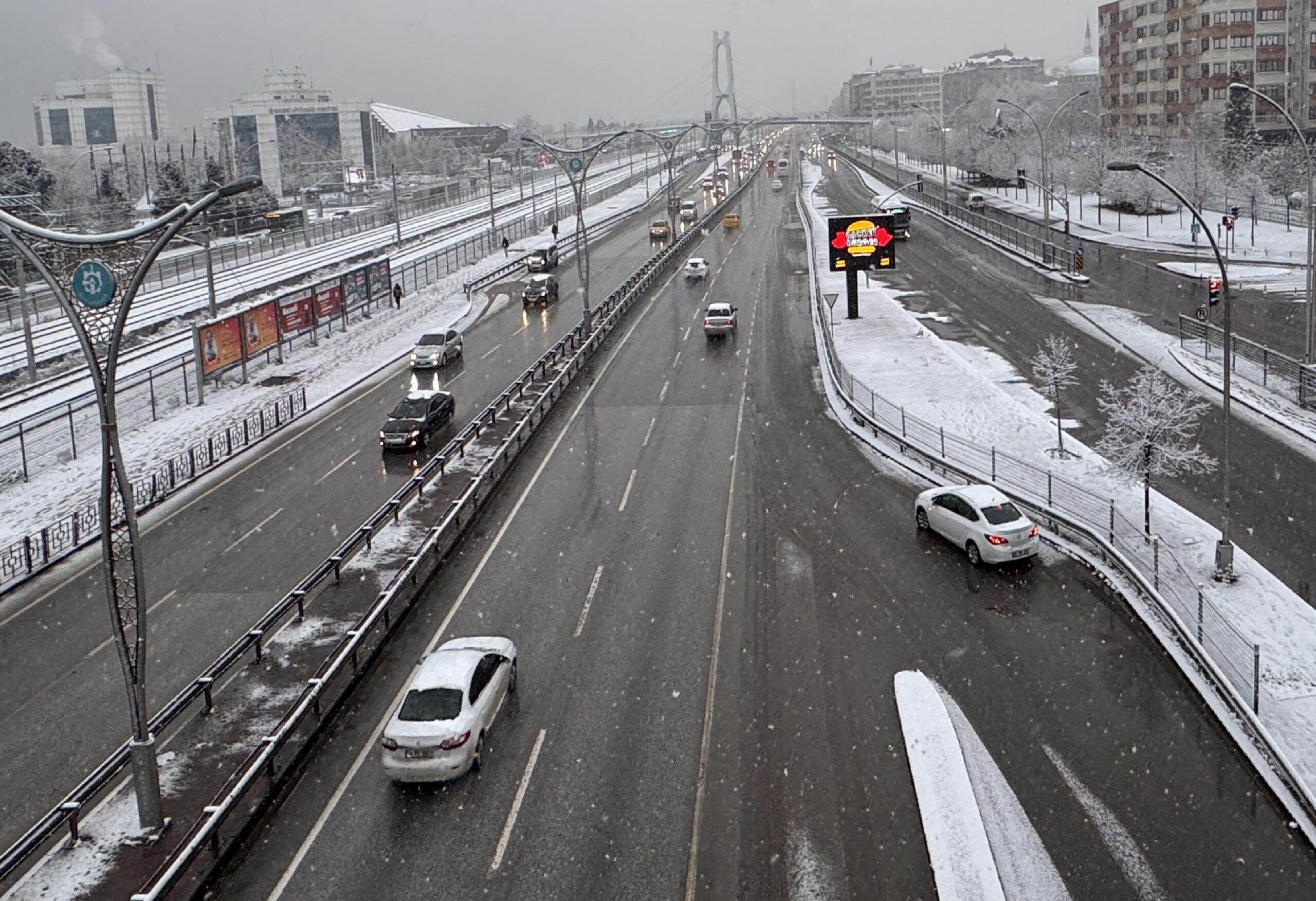 Sakarya, Kocaeli, Bartın ve Zonguldak’ta kar yağışı etkili oluyor haberi