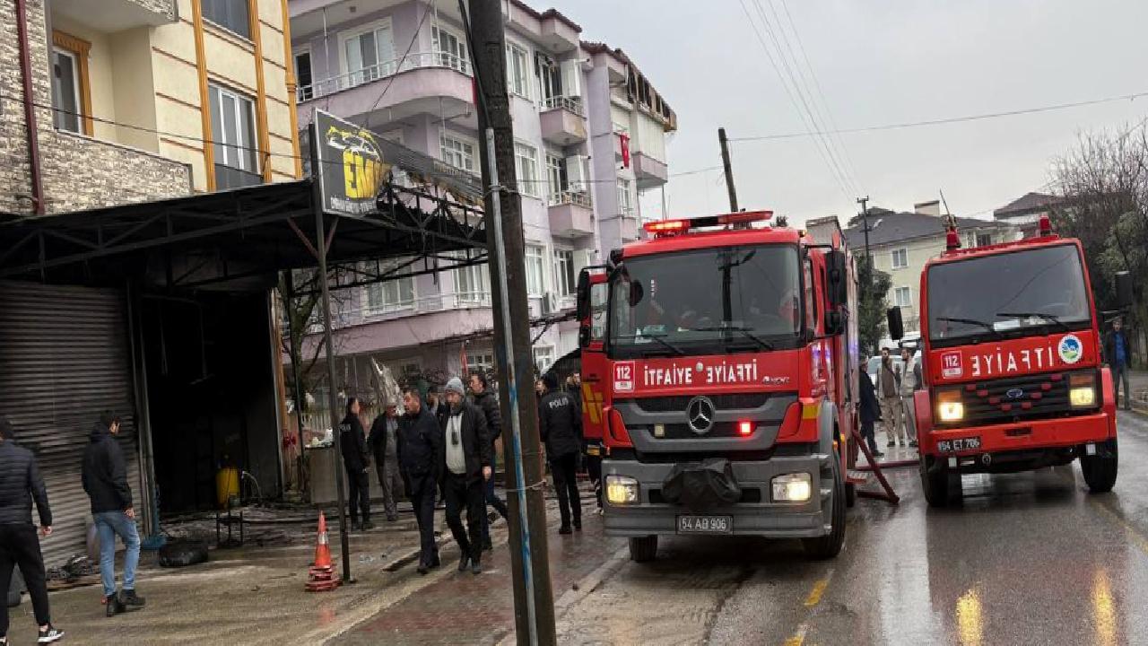 Sakarya’da oto yıkamacıda çıkan yangın söndürüldü haberi