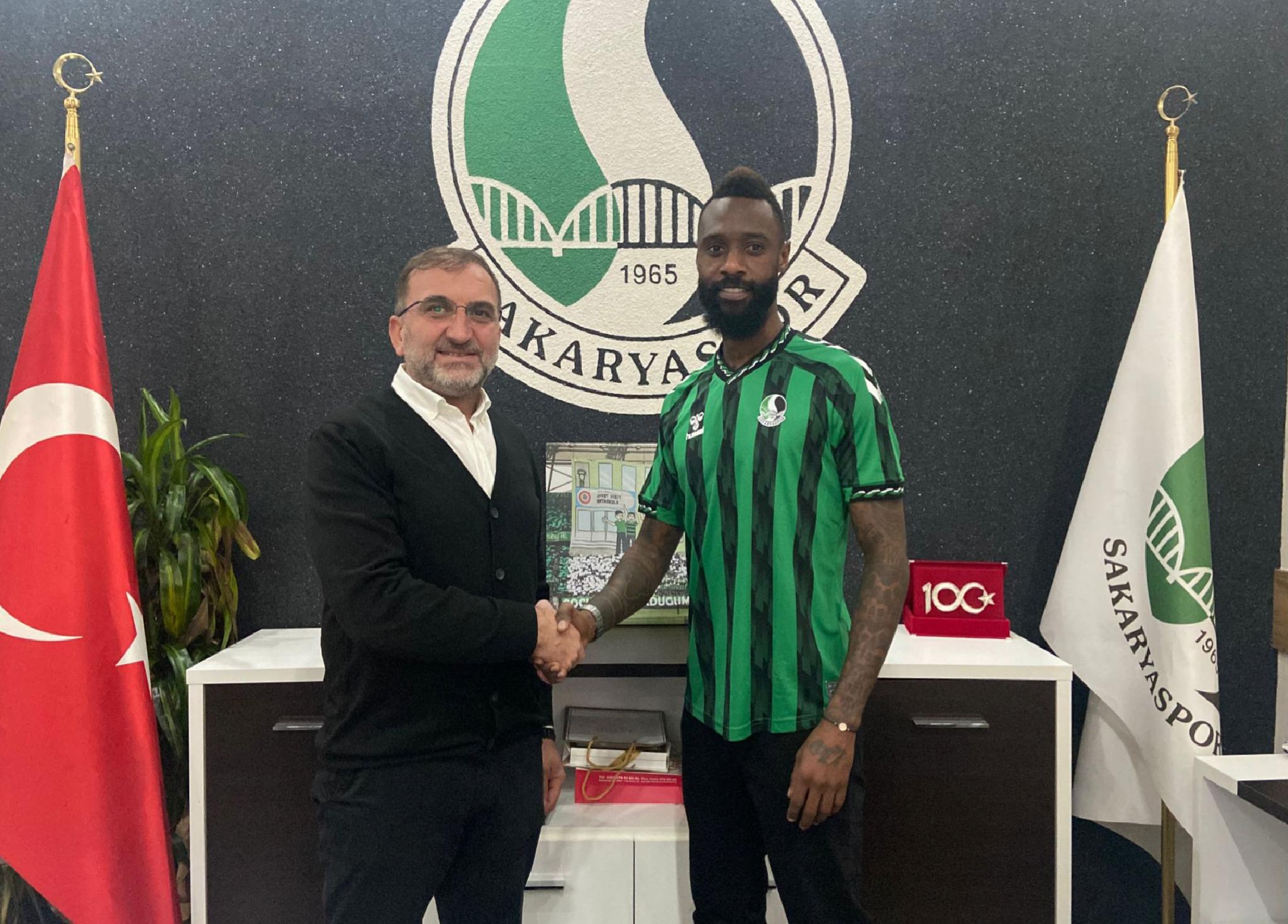 Sakaryaspor defans oyuncusu Nicolas N’Koulou’yu kiralık olarak transfer etti haberi