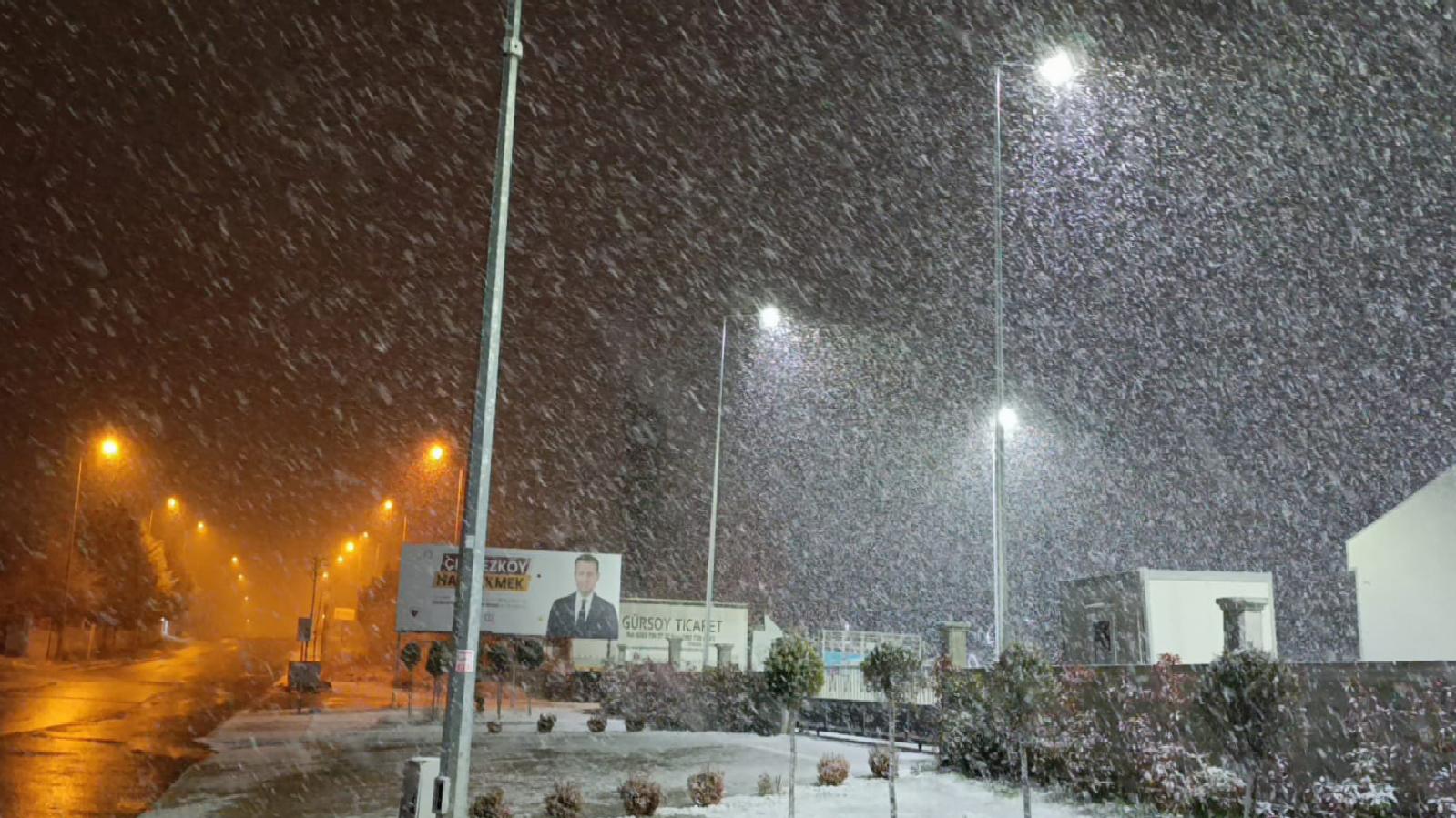 Tekirdağ’ın Çerkezköy ilçesinde kar yağışı etkili oldu haberi