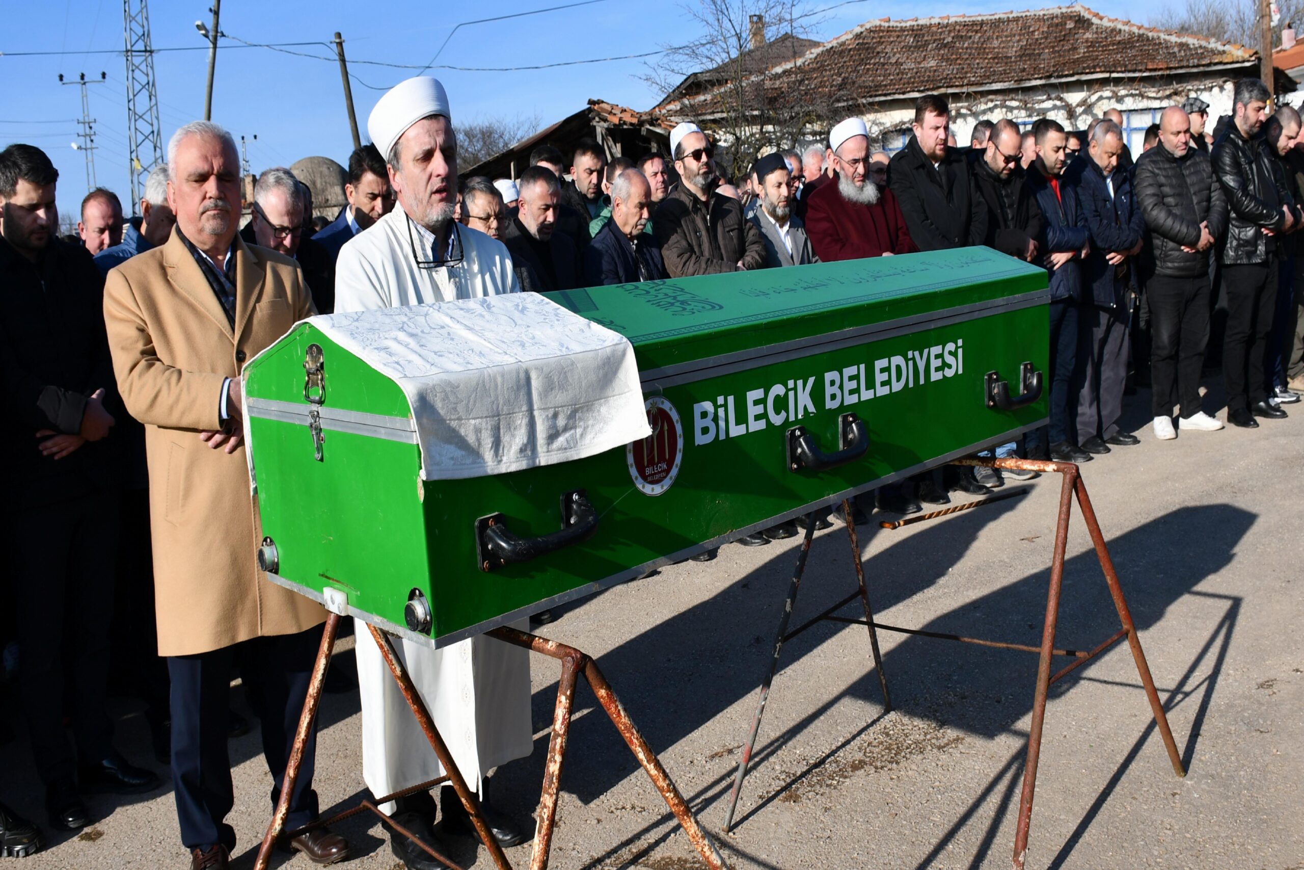 AK Parti’li Yağcı’nın vefat eden babası Bilecik’te son yolculuğuna uğurlandı haberi