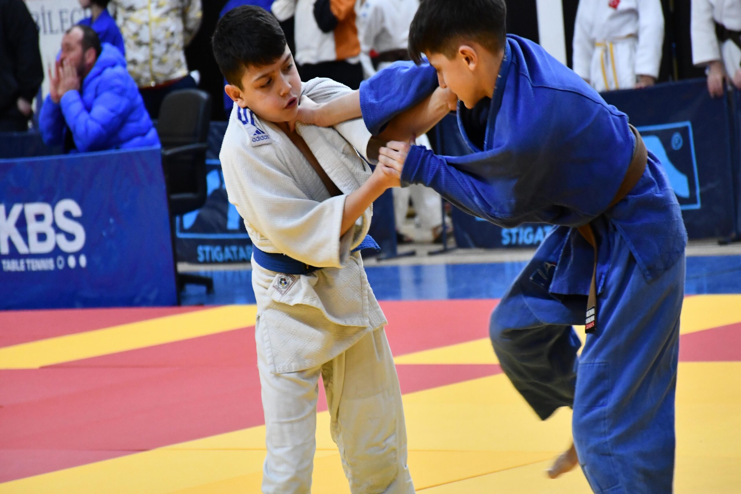 Bilecik’te küçükler judo grup müsabakaları düzenleniyor haberi