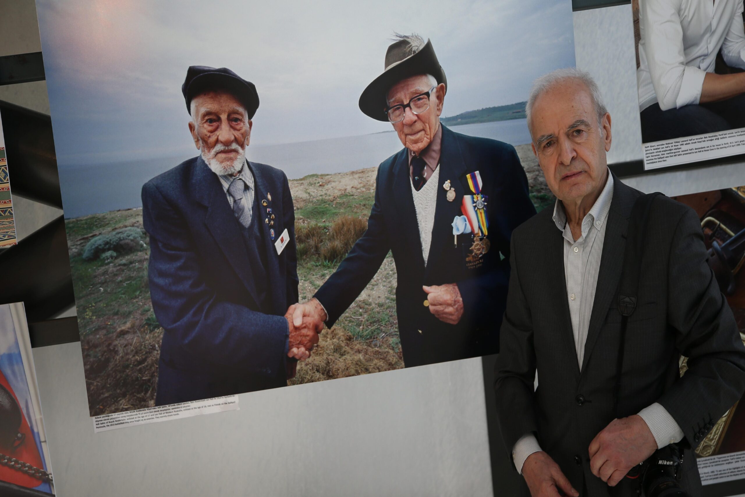 “Çanakkale Dün Bugün: Savaştan Doğan Dostluk” fotoğraf sergisi açıldı haberi