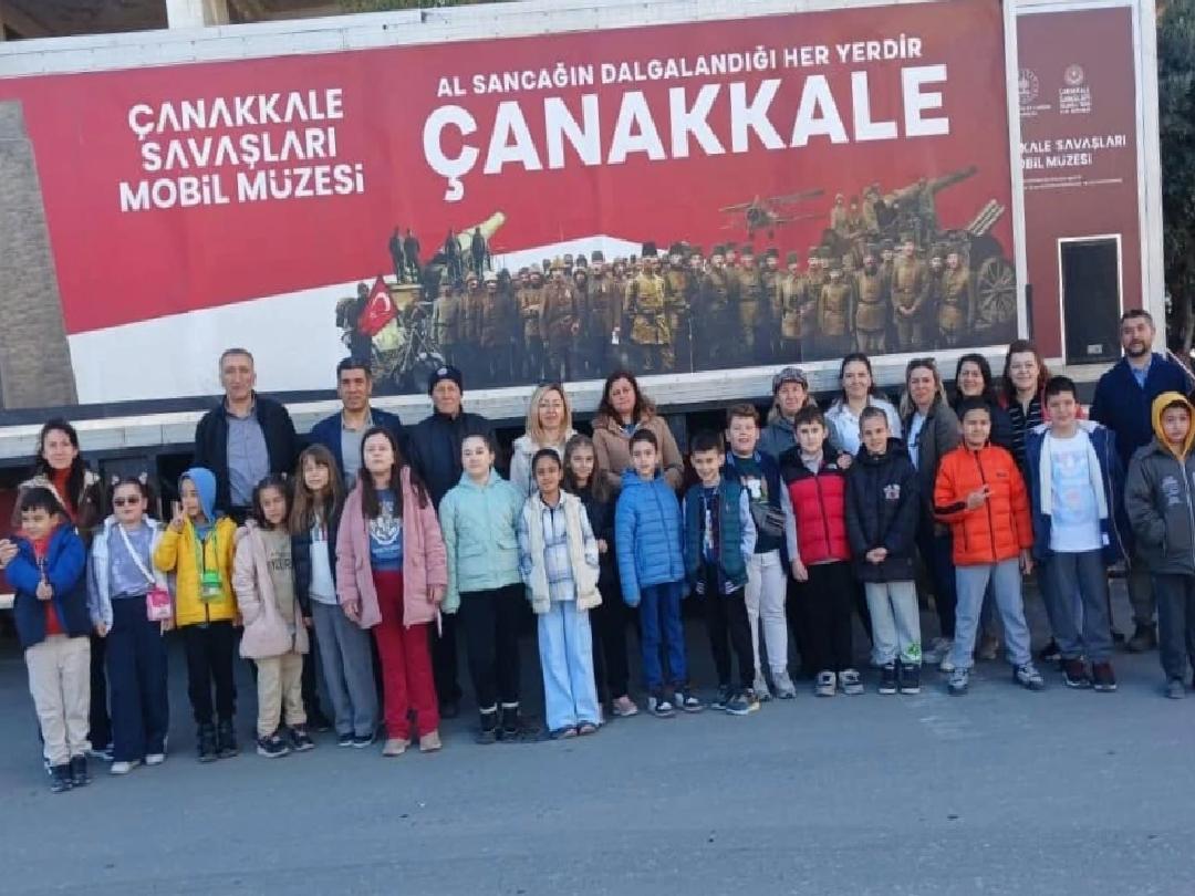 Çanakkale Savaşları Mobil Müzesi Pınarhisar’da ziyarete açıldı haberi