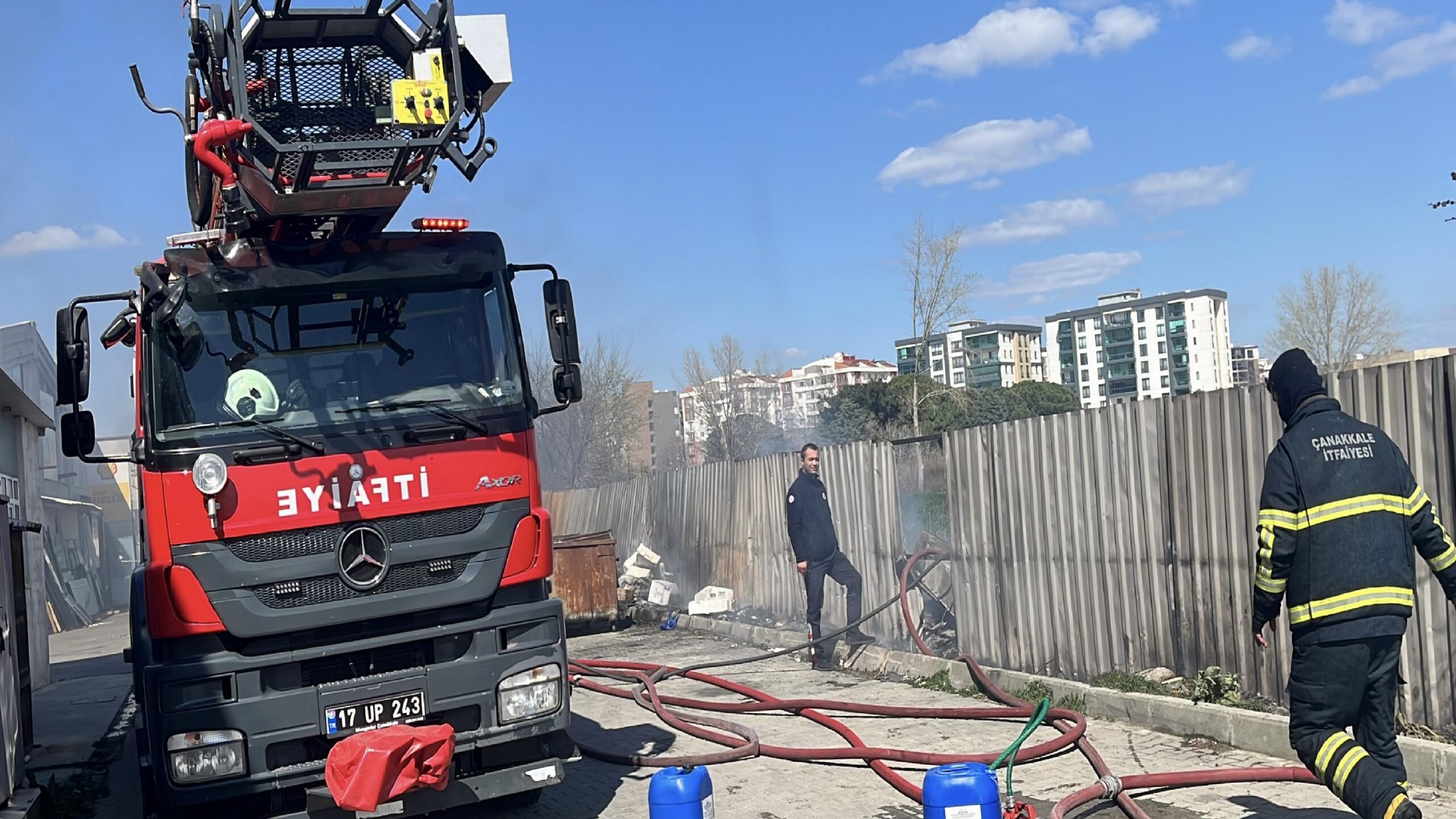 Çanakkale’de sanayi sitesindeki yangın söndürüldü haberi