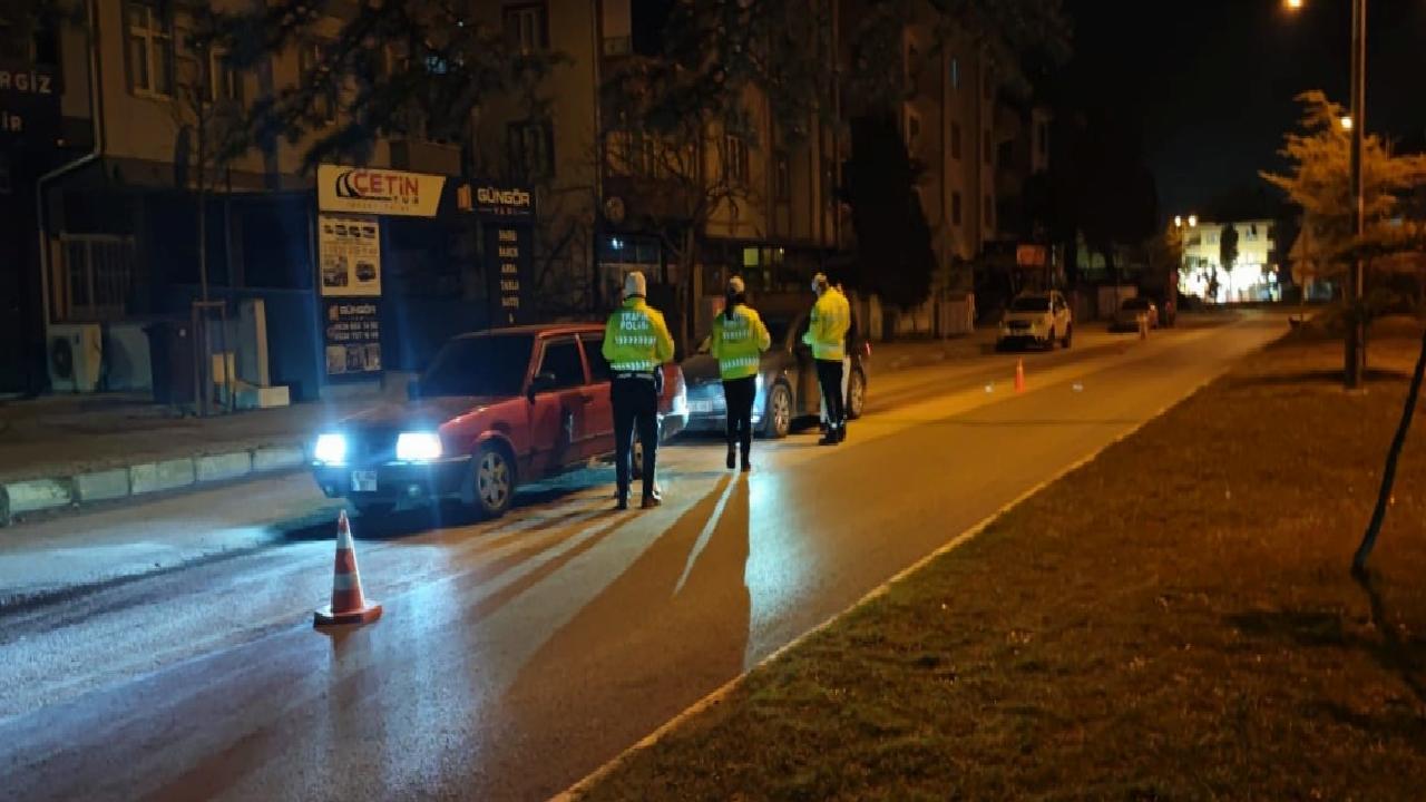 İnegöl’de polis ekipleri trafik uygulaması yaptı haberi